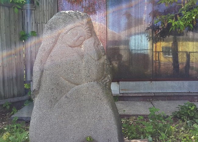 Скульптуры из гранита в Коростышеве